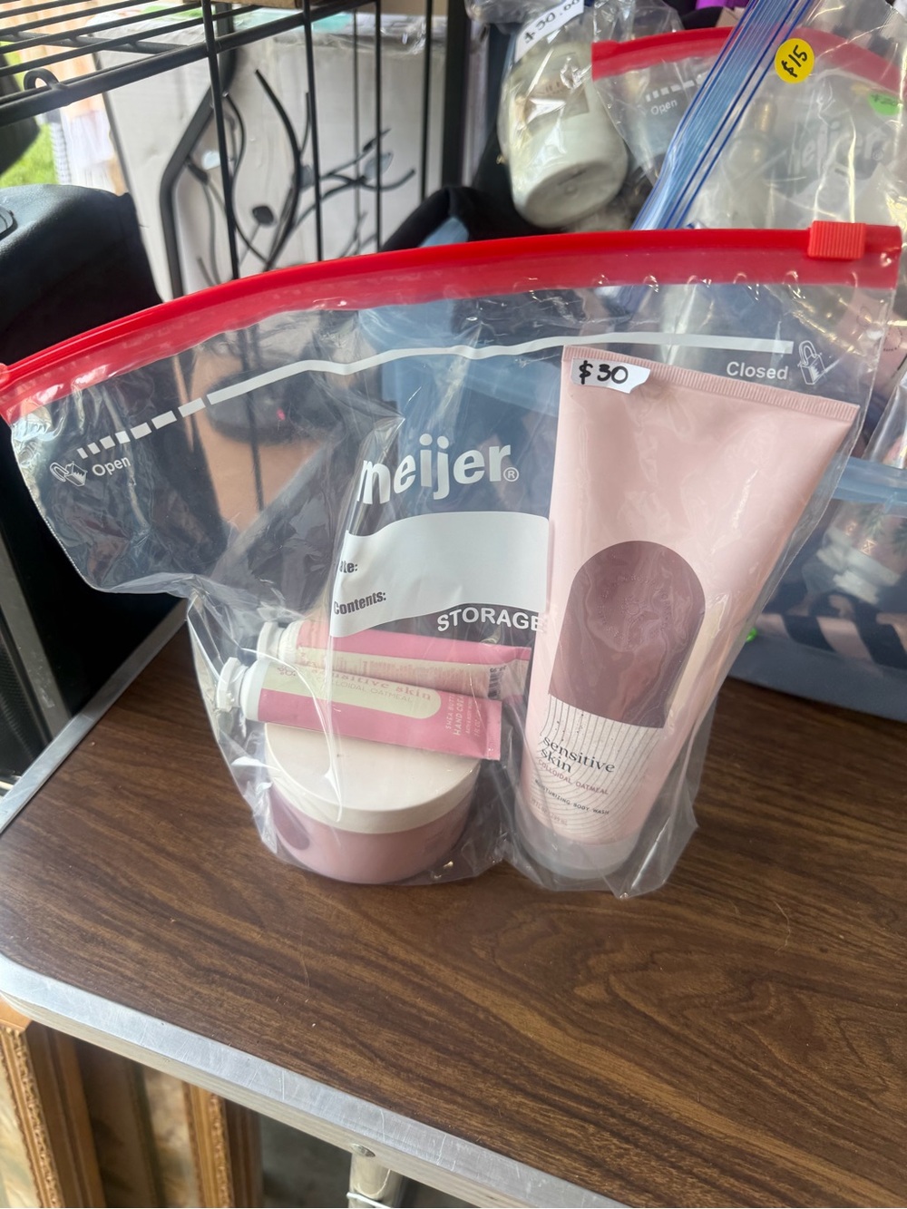 Bath & Body Works sensitive skin gift set